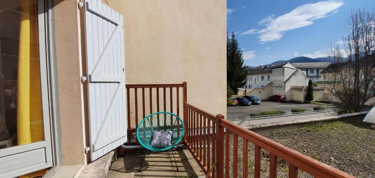 Studio Lumineux Au Centre Ville Bagnères-de-Bigorre Exteriör bild